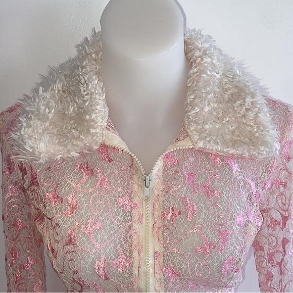 90s Vintage Pink & White Lace With Fur Set - Picture 4 of 12